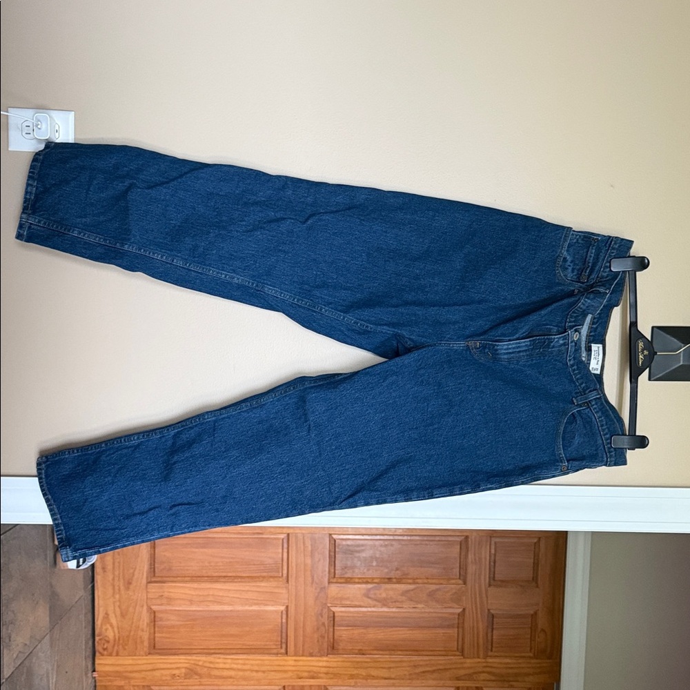 Abercrombie & Fitch Women's '90s Straight Ultra High Rise Blue Jeans